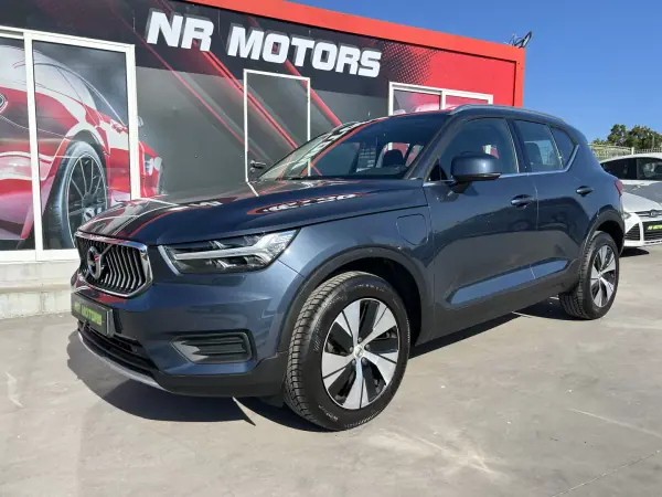 Volvo XC 40 2022 - 27947 EUR, 57500 km - AUTO.MOTO.pt - 57500km - foto 2 de 20