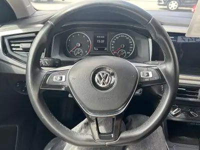 Volkswagen Polo 2018 - 13947 EUR, 78000 km - AUTO.MOTO.pt - 78000km - foto 13 de 18