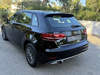 Audi A3 Sportback 2016 - 14999 EUR, 140000 km - AUTO.MOTO.pt - 140000km - foto 8 de 15