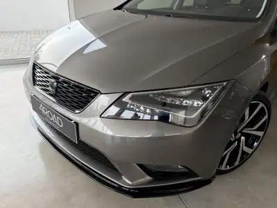 SEAT Leon 2015 - 14000 EUR, 181000 km - AUTO.MOTO.pt - 181000km - foto 23 de 92