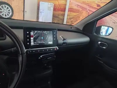 Citroën C4 Cactus 2015 - 14800 EUR, 158000 km - AUTO.MOTO.pt - 158000km - foto 14 de 19