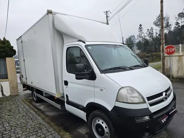 Opel Movano 2008 - 10900 EUR, 220000 km - AUTO.MOTO.pt - 220000km - foto 2 de 5
