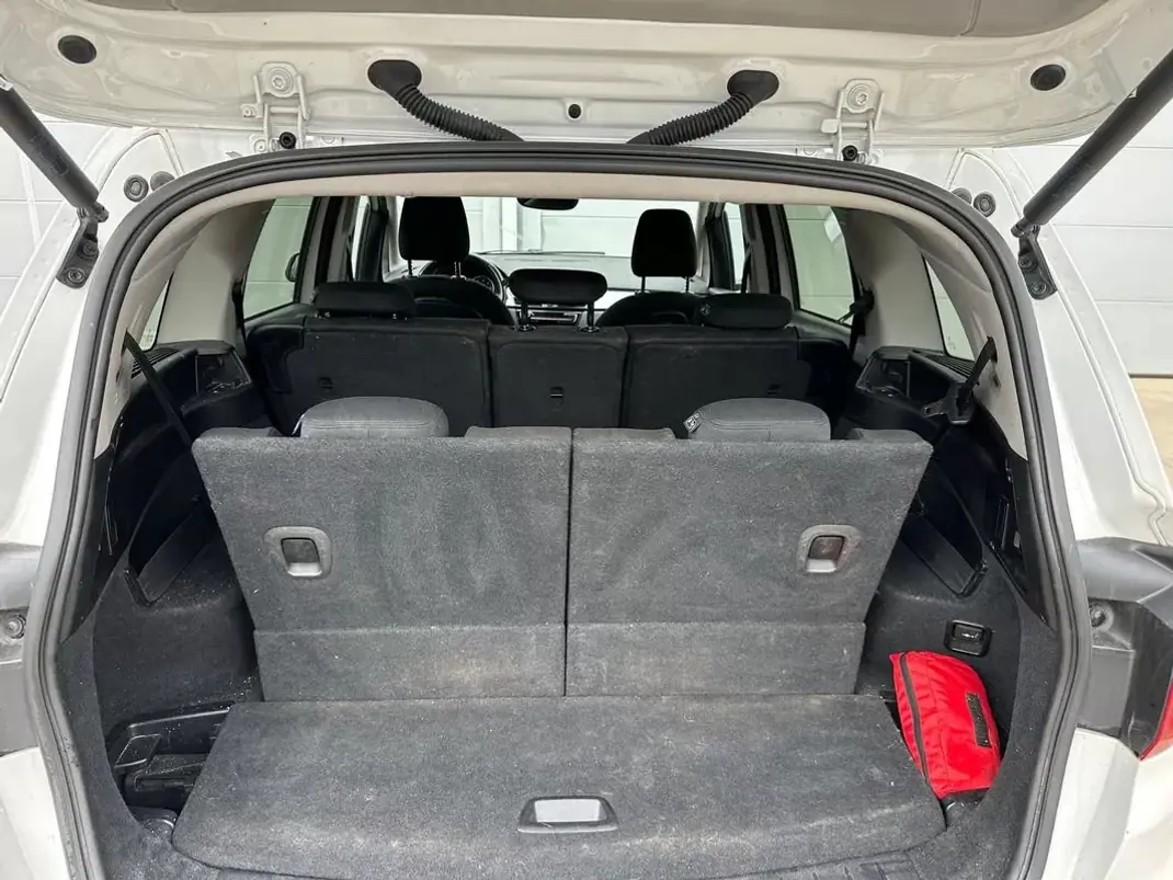 BMW 216 Gran Tourer 2016 - 12790 EUR, 231095 km - AUTO.MOTO.pt - 231095km - foto 14 de 14