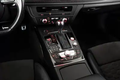 Audi RS6 Avant 2016 - 79500 EUR, 97291 km - AUTO.MOTO.pt - 97291km - foto 9 de 19