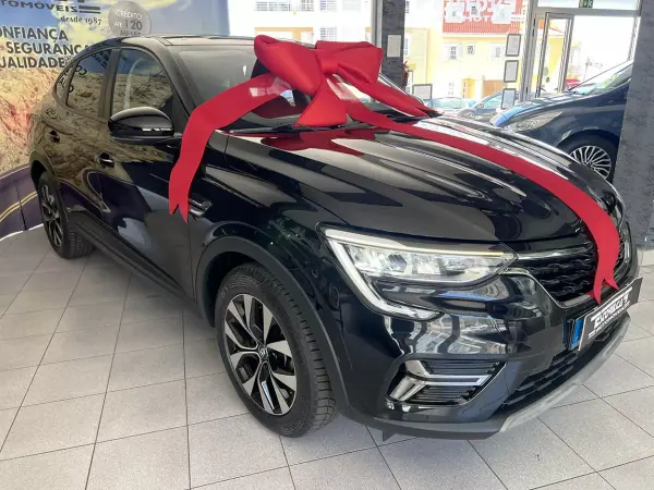 Renault Arkana 2022 - 19800 EUR, 90201 km - 90201km - foto 2 de 26