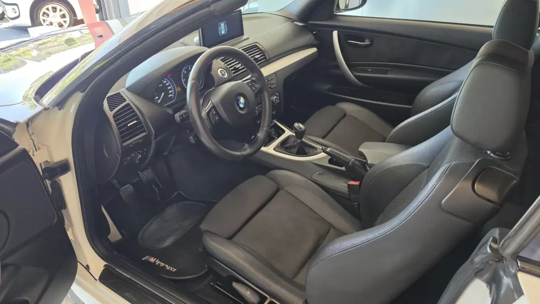 BMW 118 2009 - 12900 EUR, 225191 km - AUTO.MOTO.pt - 225191km - foto 6 de 61