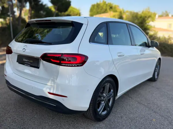 Mercedes-Benz B 180 2019 - 23999 EUR, 120000 km - 120000km - foto 7 de 15