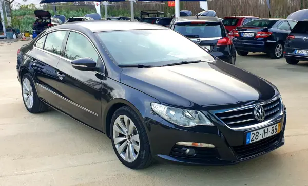 Volkswagen Passat CC 2009 - 9990 EUR, 358000 km - AUTO.MOTO.pt - 358000km - foto 3 de 20