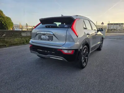 Kia Niro EV 2022 - 23990 EUR, 89000 km - AUTO.MOTO.pt - 89000km - foto 11 de 46