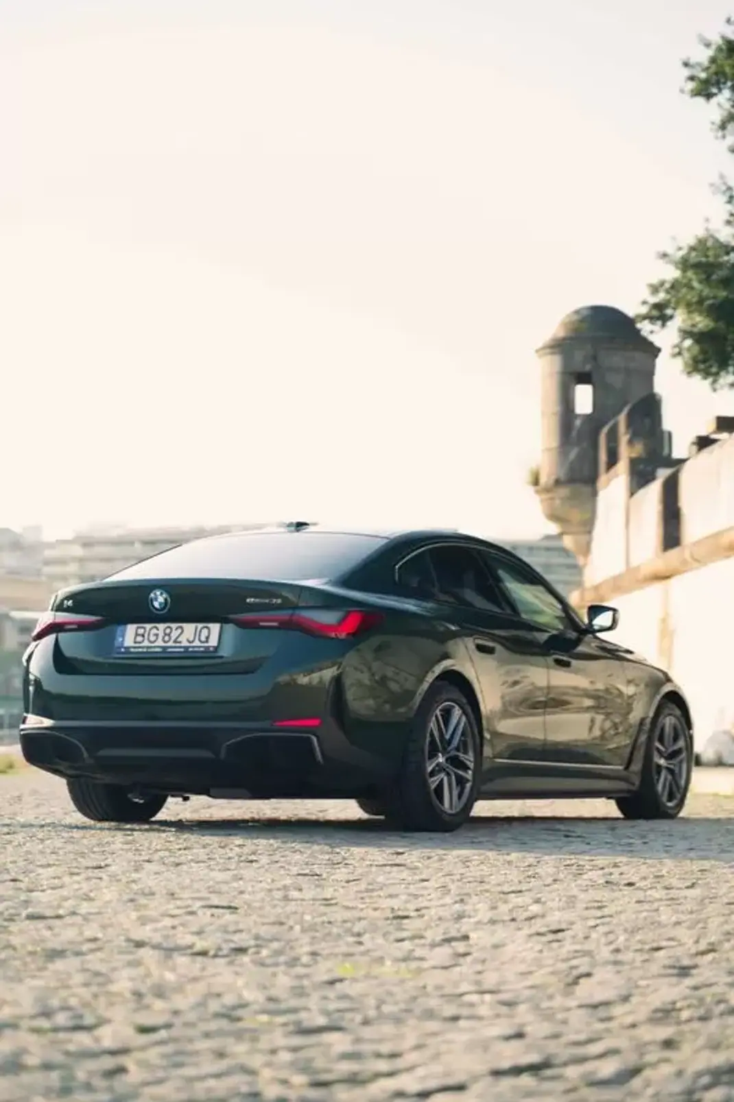 BMW i4 2024 - 43750 EUR, 5000 km - AUTO.MOTO.pt - 5000km - foto 1 de 50