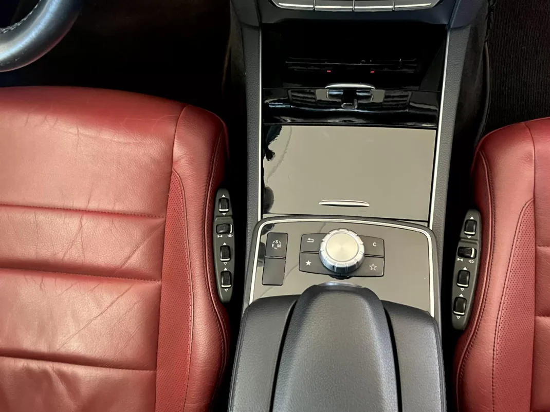 Mercedes-Benz E 220 2015 - 24999 EUR, 161900 km - AUTO.MOTO.pt - 161900km - foto 96 de 135