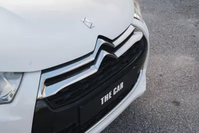 Citroën DS4 2012 - 8900 EUR, 204700 km - AUTO.MOTO.pt - 204700km - foto 4 de 23