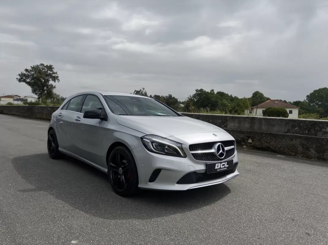 Mercedes-Benz A 180 2017 - 16990 EUR, 166000 km - AUTO.MOTO.pt - 166000km - foto 1 de 36