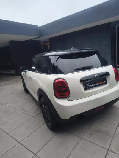MINI One 2015 - 11900 EUR, 125000 km - AUTO.MOTO.pt - 125000km - foto 4 de 35