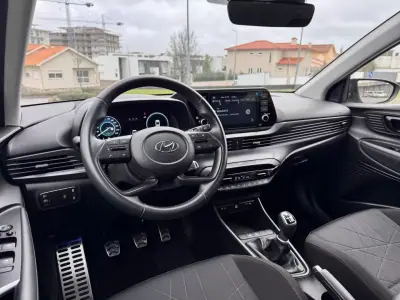 Hyundai Bayon 2021 - 18990 EUR, 1500 km - AUTO.MOTO.pt - 1500km - foto 15 de 28