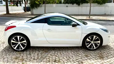 Peugeot RCZ 2015 - 17900 EUR, 144034 km - AUTO.MOTO.pt - 144034km - foto 6 de 64