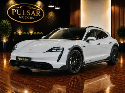 Porsche Taycan 2023 - 119000 EUR, 19100 km - AUTO.MOTO.pt - 19100km - foto 1 de 15