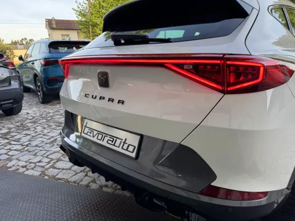 Cupra Formentor 2023 - 27500 EUR, 32000 km - AUTO.MOTO.pt - 32000km - foto 26 de 40