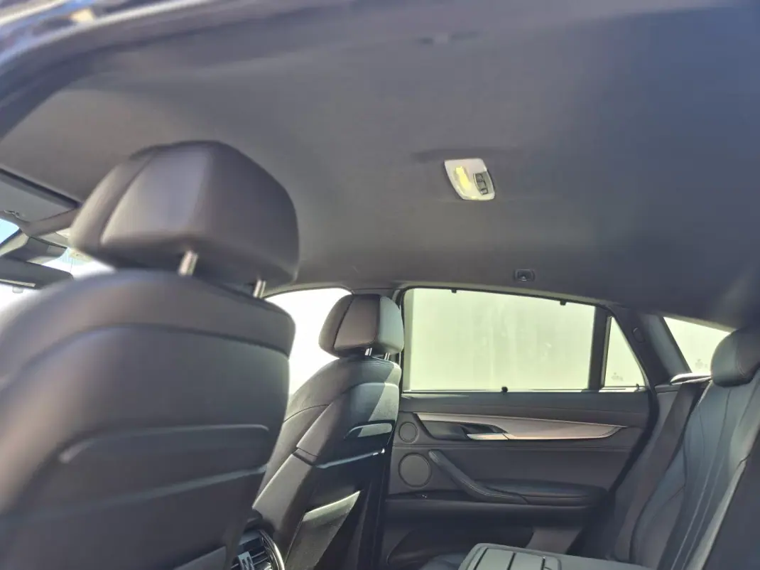 BMW X6 2016 - 50750 EUR, 135000 km - 135000km - foto 17 de 40