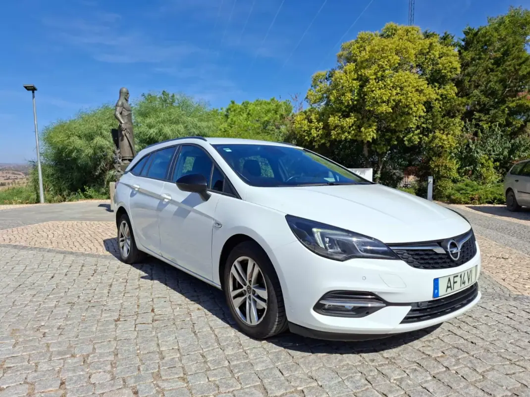 Opel Astra Sports Tourer 2021 - 11900 EUR, 115152 km - 115152km - foto 21 de 22