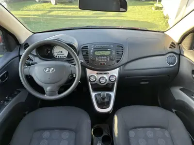 Hyundai i10 2009 - 5990 EUR, 71000 km - AUTO.MOTO.pt - 71000km - foto 15 de 25