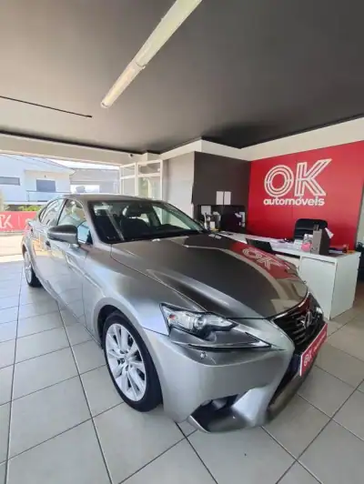 Lexus IS 300H 2013 - 19990 EUR, 170000 km - AUTO.MOTO.pt - 170000km - foto 2 de 38