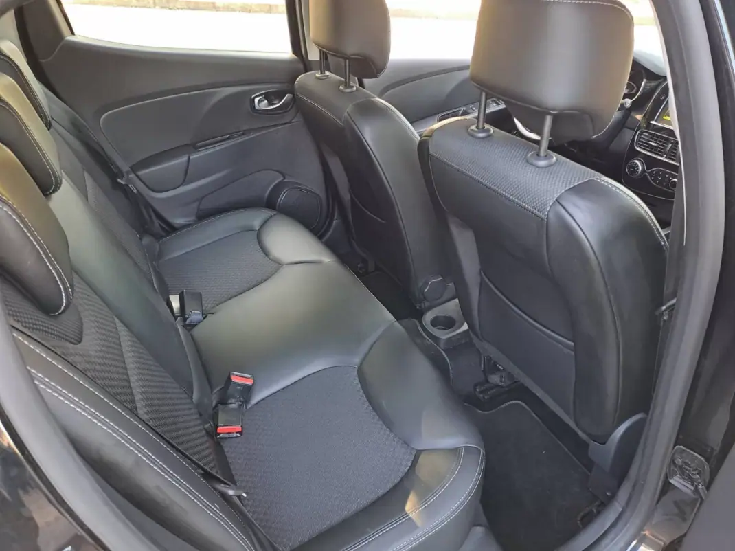 Renault Clio 2019 - 11990 EUR, 89000 km - 89000km - foto 12 de 12