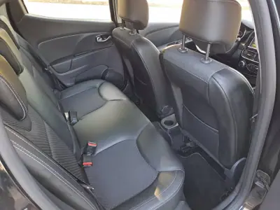 Renault Clio 2019 - 11990 EUR, 89000 km - AUTO.MOTO.pt - 89000km - foto 12 de 12