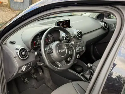 Audi A1 Sportback 2016 - 12990 EUR, 160000 km - 160000km - foto 5 de 12