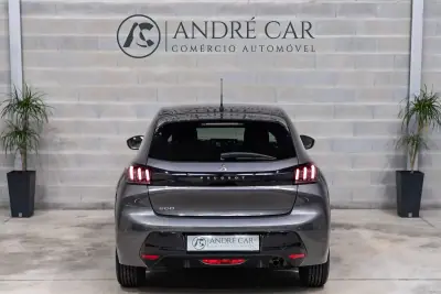 Peugeot 208 2022 - 14950 EUR, 40711 km - AUTO.MOTO.pt - 40711km - foto 8 de 47