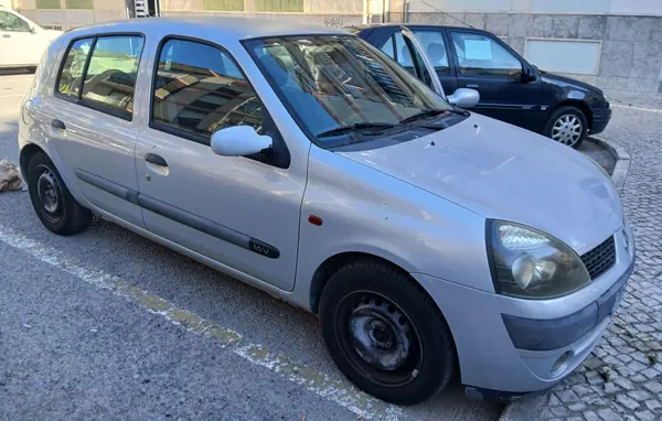 Renault Clio 1.2 16V Expression 2002 Petrol