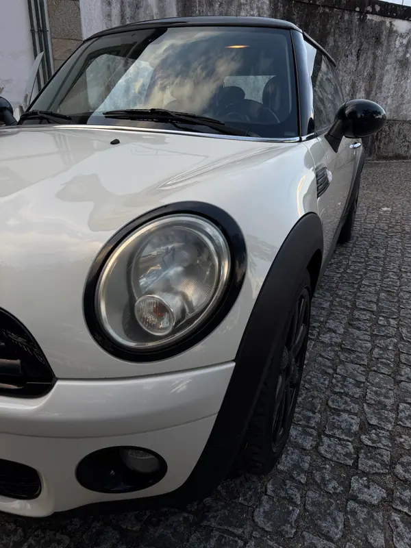 MINI Cooper 2008 - 5990 EUR, 235000 km - AUTO.MOTO.pt - 235000km - foto 9 de 13