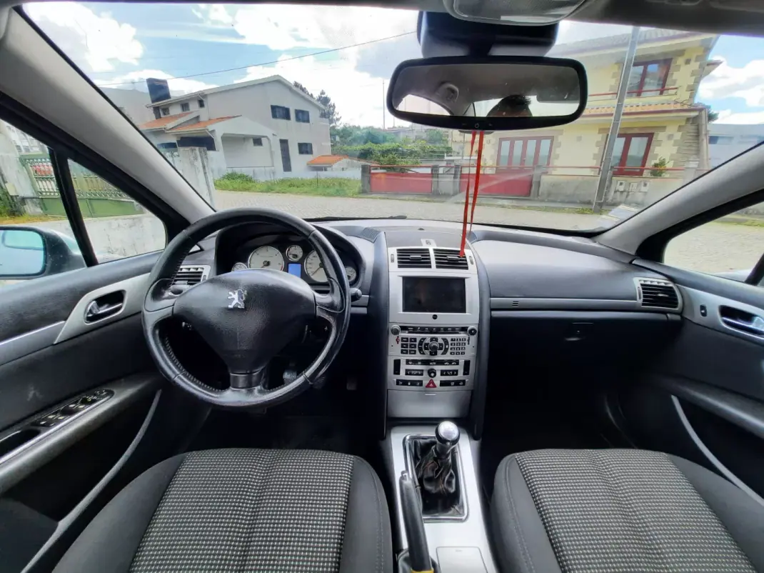 Peugeot 407 2008 - 4995 EUR, 222147 km - AUTO.MOTO.pt - 222147km - foto 10 de 11