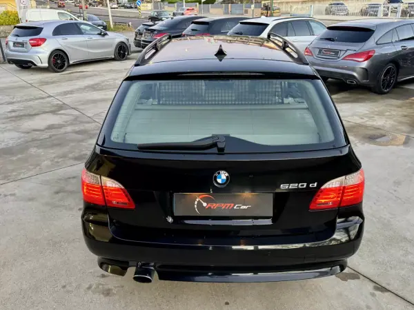 BMW 520 2008 - 7999 EUR, 320000 km - AUTO.MOTO.pt - 320000km - foto 14 de 26