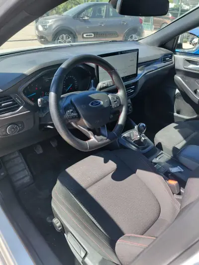 Ford Focus 2023 - 17900 EUR, 70000 km - AUTO.MOTO.pt - 70000km - foto 3 de 14