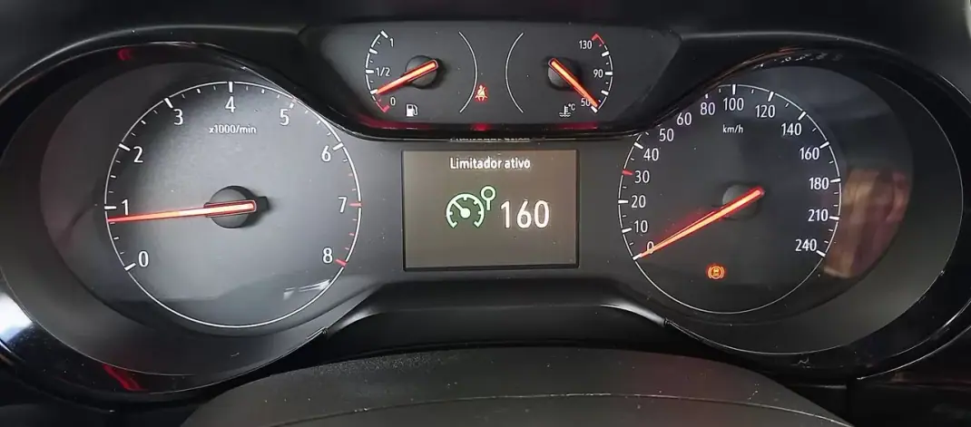 Opel Corsa 2021 - 17950 EUR, 10819 km - AUTO.MOTO.pt - 10819km - foto 19 de 19