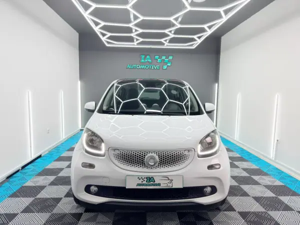 Smart ForFour 2015 - 8250 EUR, 144000 km - AUTO.MOTO.pt - 144000km - foto 2 de 21