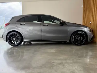 Mercedes-Benz A 180 2015 - 15999 EUR, 219500 km - AUTO.MOTO.pt - 219500km - foto 14 de 110