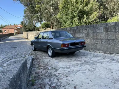 BMW 518 1980 - 9900 EUR, 139000 km - AUTO.MOTO.pt - 139000km - foto 13 de 27