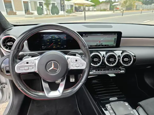 Mercedes-Benz A 180 2021 - 30950 EUR, 120768 km - AUTO.MOTO.pt - 120768km - foto 6 de 10