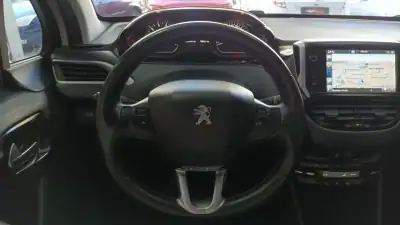 Peugeot 208 2016 - 11690 EUR, 138481 km - AUTO.MOTO.pt - 138481km - foto 23 de 54