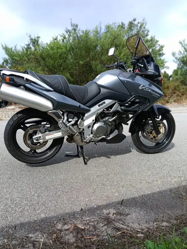 Suzuki V-Strom 1000 2002 — foto 3 de 10
