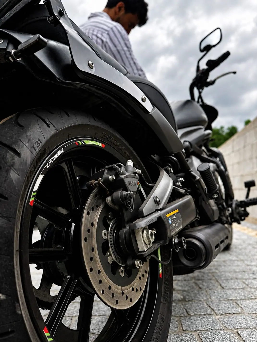 Kawasaki Vulcan S 2019 - 8000 EUR, 13500 km - AUTO.MOTO.pt - 13500km - foto 3 de 5