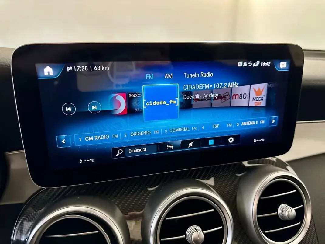 Mercedes-Benz GLC 220 2019 - 34950 EUR, 179000 km - AUTO.MOTO.pt - 179000km - foto 20 de 36