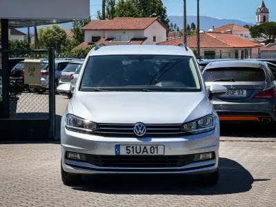 Volkswagen Touran 2017 - 13990 EUR, 198000 km - AUTO.MOTO.pt - 198000km - foto 3 de 13