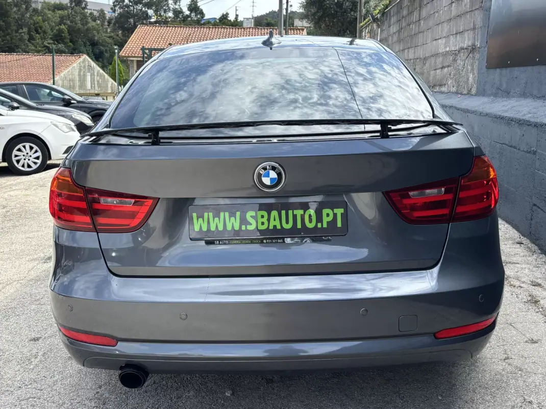 BMW 318 Gran Turismo 2014 - 11990 EUR, 280000 km - 280000km - foto 10 de 26