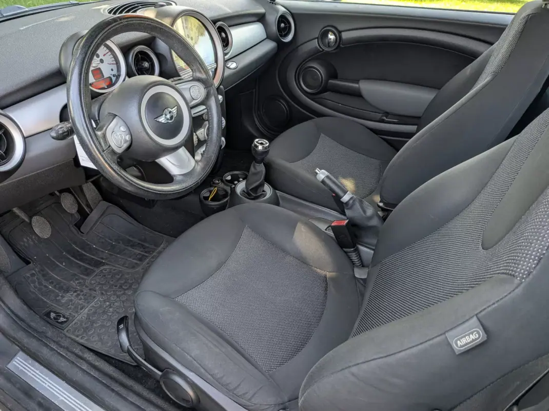 MINI Cooper 2008 - 6990 EUR, 195000 km - 195000km - foto 8 de 11