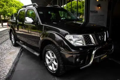 Nissan Navara 2010 - 21450 EUR, 253981 km - AUTO.MOTO.pt - 253981km - foto 10 de 33