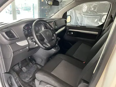 Citroën Spacetourer 2018 - 21800 EUR, 210620 km - AUTO.MOTO.pt - 210620km - foto 6 de 23