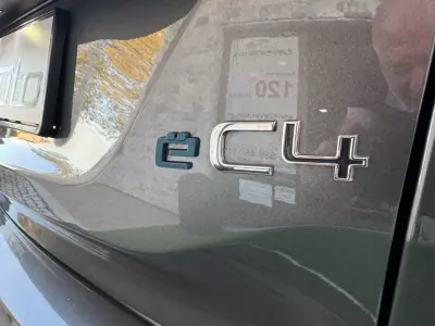 Citroën e-C4 2022 - 18500 EUR, 93000 km - AUTO.MOTO.pt - 93000km - foto 31 de 45